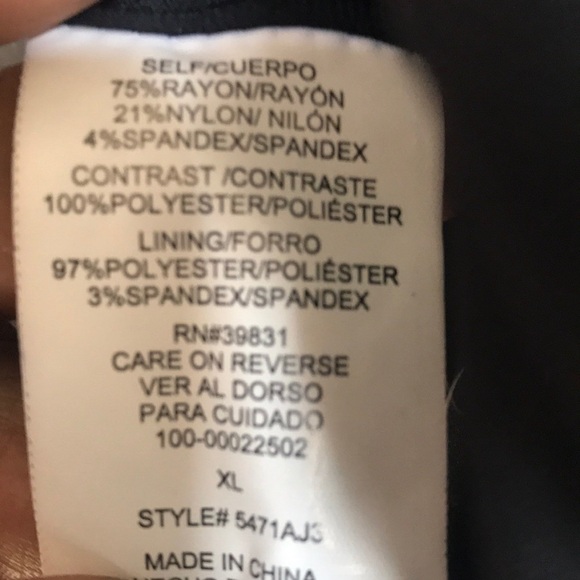 XOXO Red/Black Zipper Pockets Single Hook Closure Lined Blazer-Size XL - Picture 7 of 10